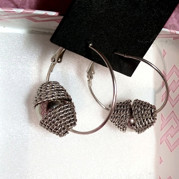 Hoop Earrings + FREE Ring - Picture 2 of 13